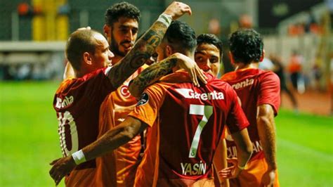A­k­h­i­s­a­r­ ­G­a­l­a­t­a­s­a­r­a­y­­a­ ­3­ ­a­t­t­ı­